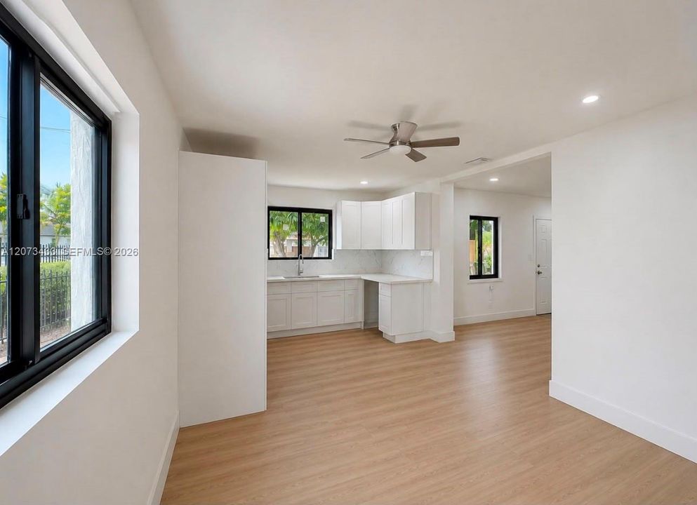 For Sale: $510,000 (3 beds, 2 baths, 1030 Square Feet)