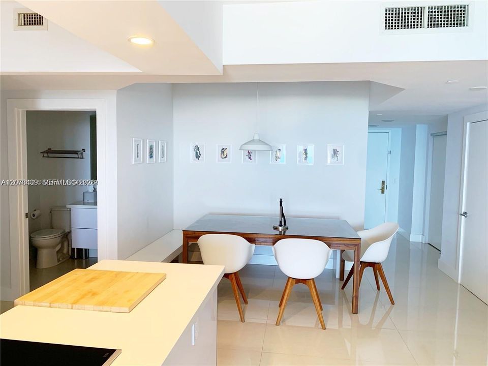 For Rent: $7,500 (2 beds, 2 baths, 1490 Square Feet)
