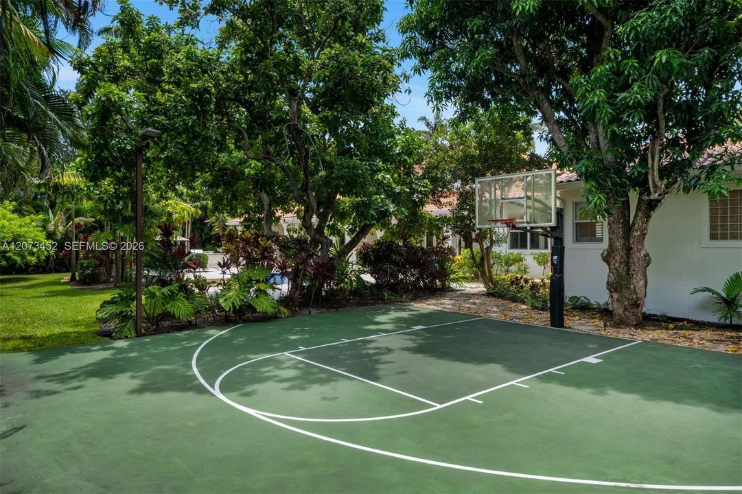 En Venta: $4,750,000 (6 camas, 6 baños, 6127 Pies cuadrados)
