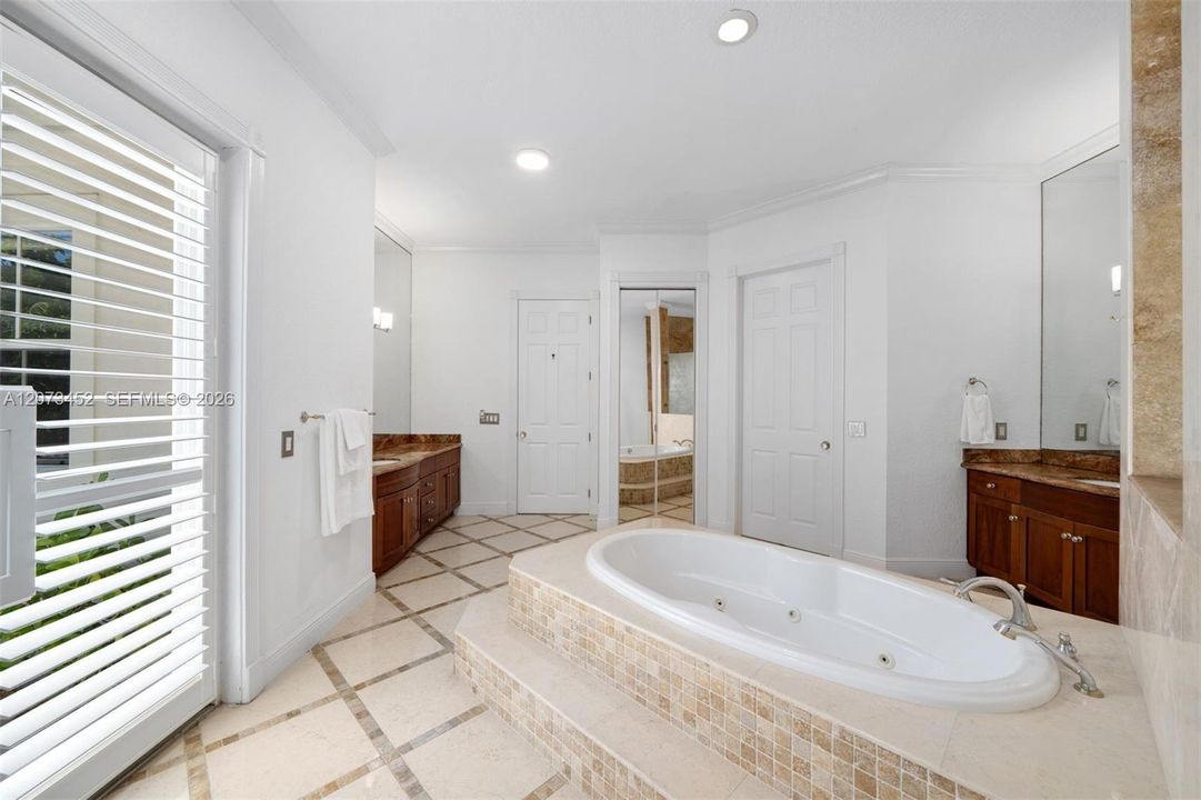En Venta: $4,750,000 (6 camas, 6 baños, 6127 Pies cuadrados)