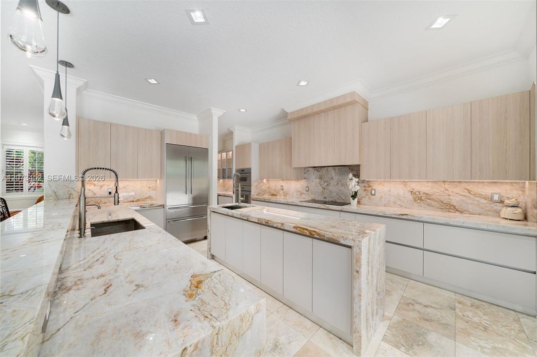 En Venta: $4,750,000 (6 camas, 6 baños, 6127 Pies cuadrados)
