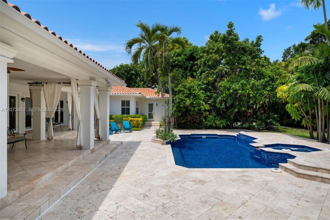 En Venta: $4,750,000 (6 camas, 6 baños, 6127 Pies cuadrados)