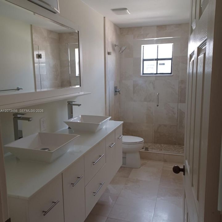 For Rent: $3,900 (4 beds, 2 baths, 1790 Square Feet)