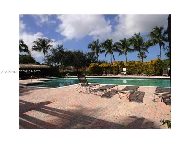 Swimming Pool/Hot Tub/Sauna