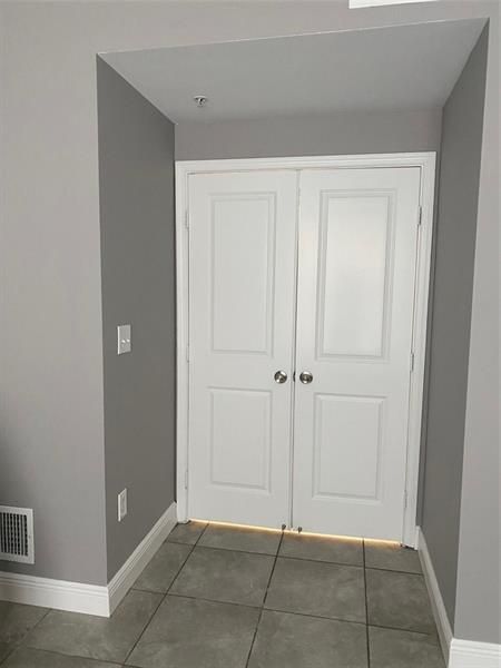 6020 W Sample Rd # 105 Coral Springs bed