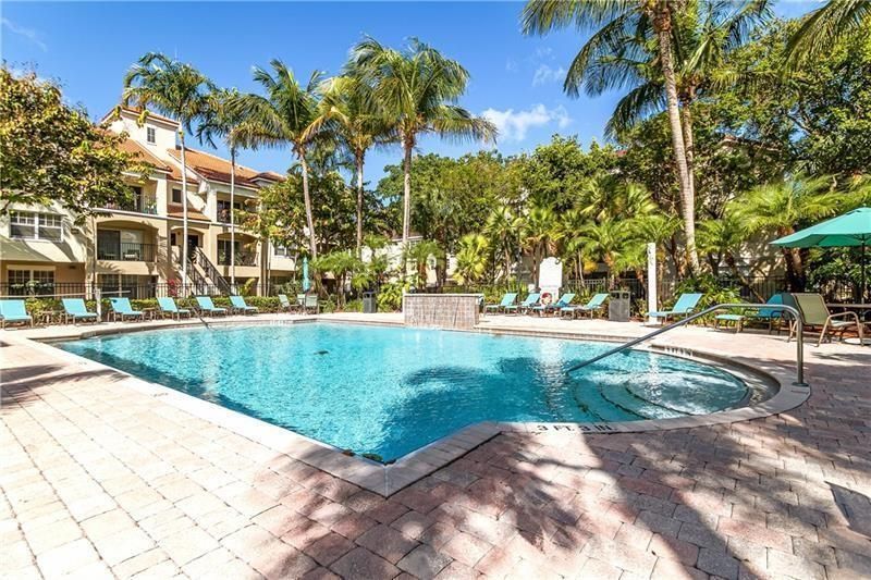 6020 W Sample Rd # 105 Coral Springs poo