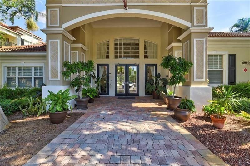 6020 W Sample Rd # 105 Coral Springs clu