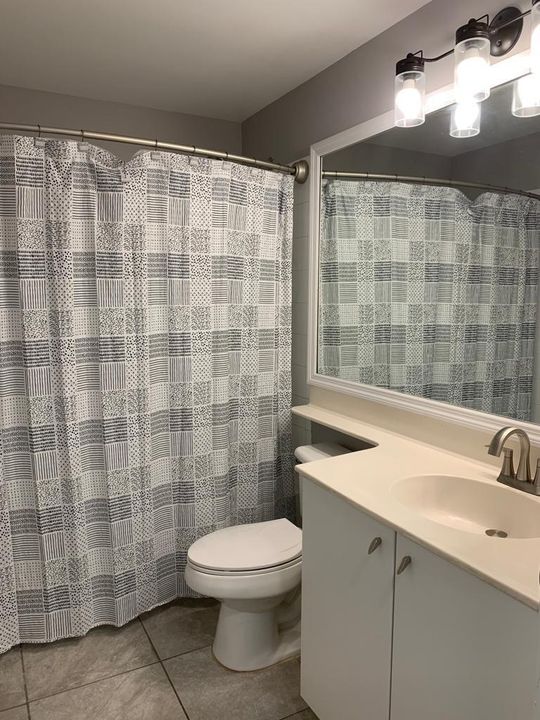 6020 W Sample Rd # 105 Coral Springs bat