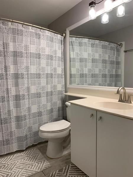 6020 W Sample Rd # 105 Coral Springs bat