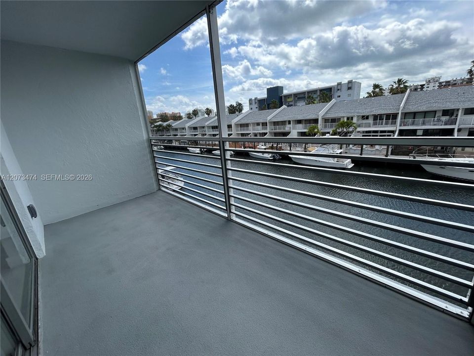 En Venta: $350,000 (1 camas, 1 baños, 812 Pies cuadrados)