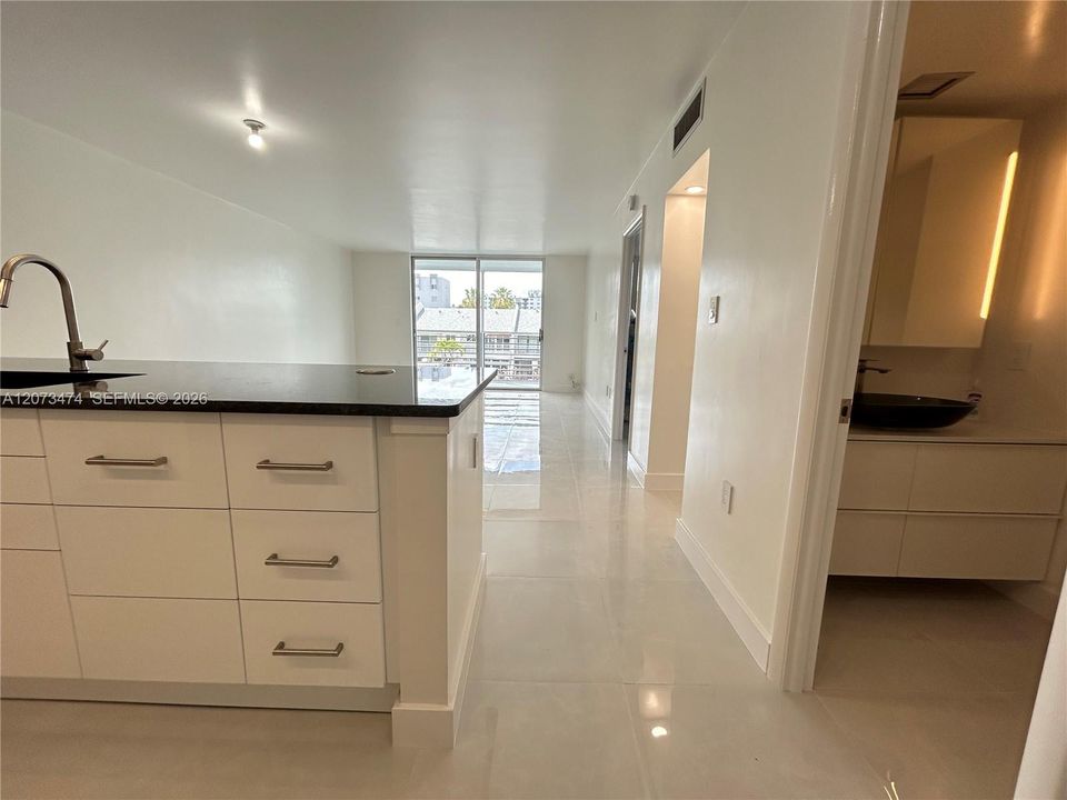 En Venta: $350,000 (1 camas, 1 baños, 812 Pies cuadrados)