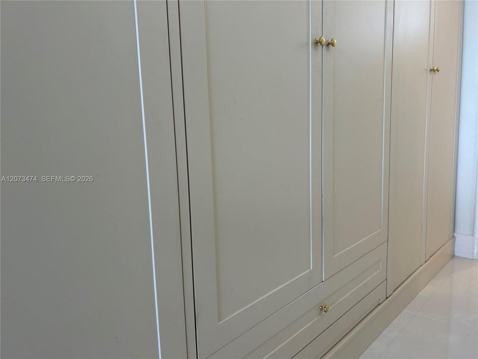 En Venta: $350,000 (1 camas, 1 baños, 812 Pies cuadrados)