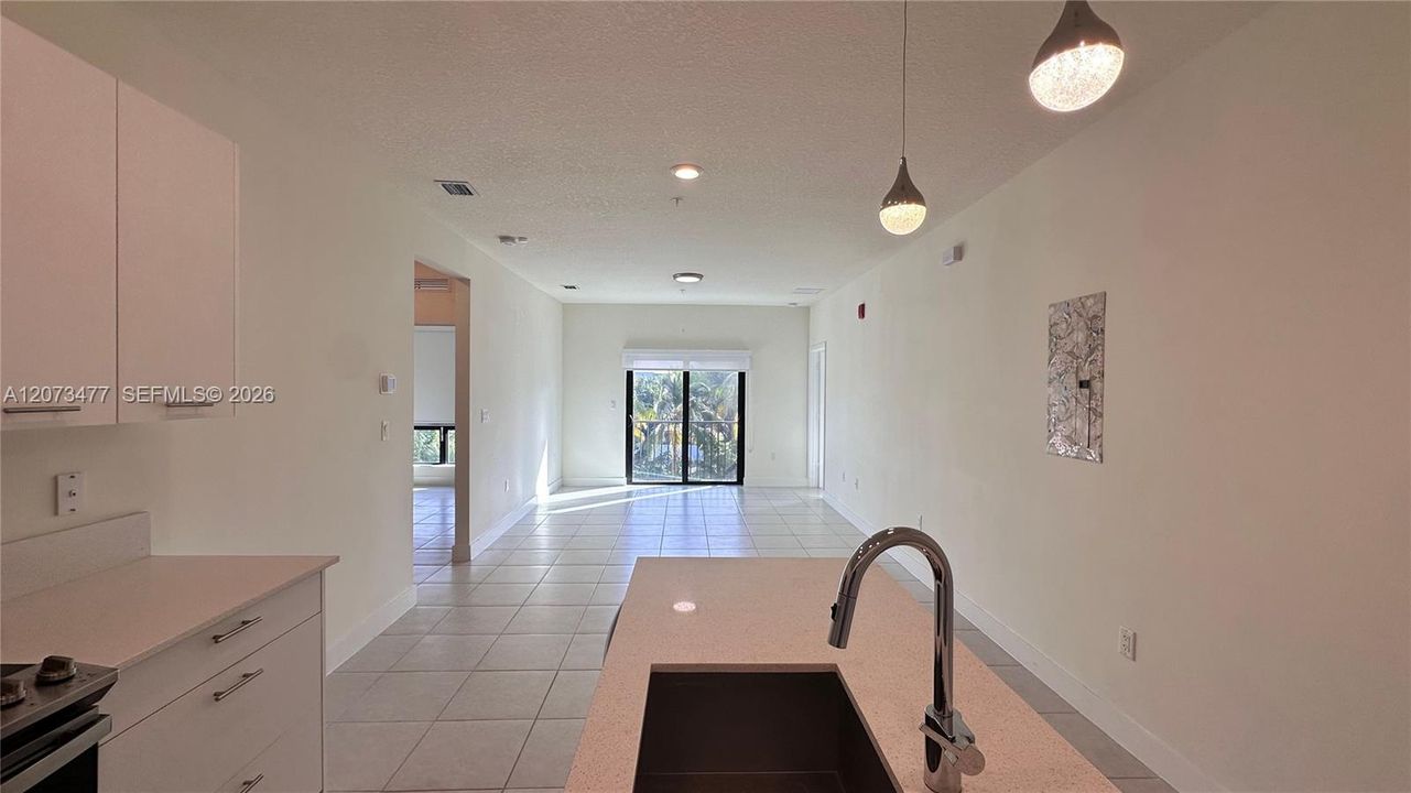For Rent: $3,300 (3 beds, 2 baths, 1124 Square Feet)