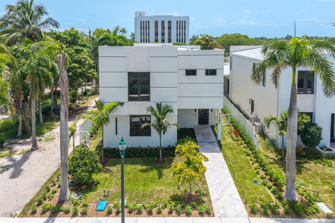 048-725Southeast4thAvenue-DelrayBeach-FL