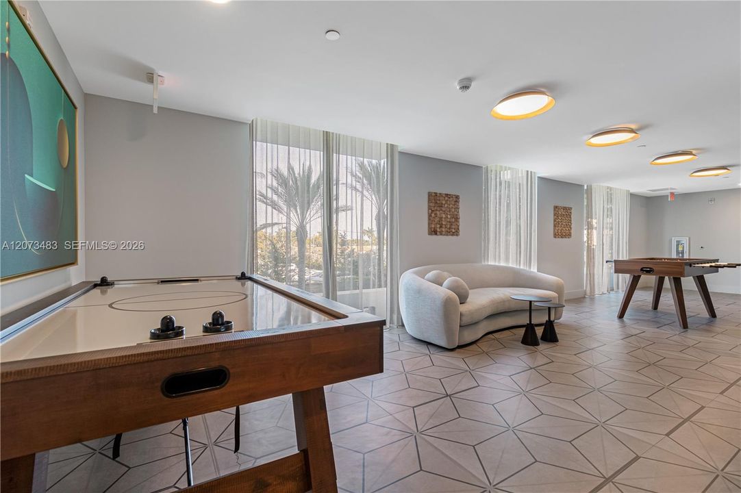 For Rent: $3,230 (2 beds, 2 baths, 0 Square Feet)