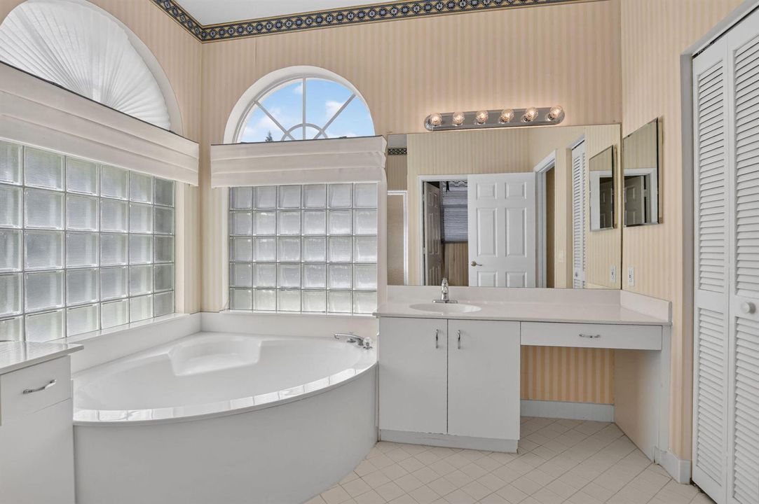 Owners Bathroom