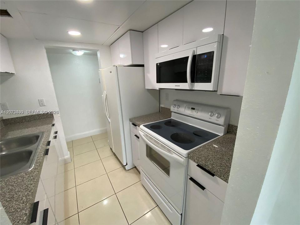 En Renta: $2,250 (2 camas, 2 baños, 1074 Pies cuadrados)