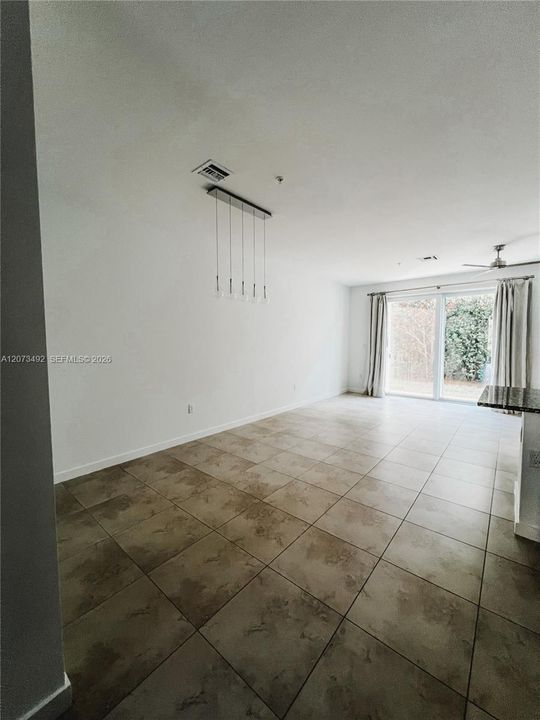 En Renta: $3,200 (3 camas, 2 baños, 1782 Pies cuadrados)