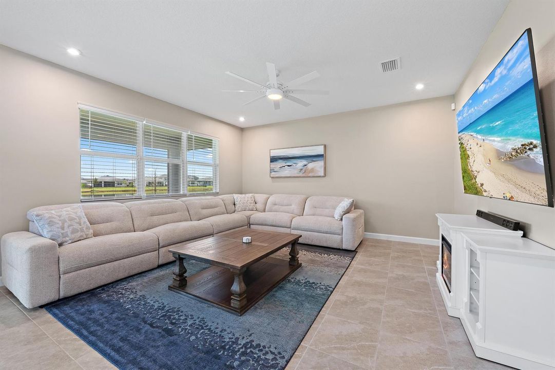 14034 SW Surina St-7