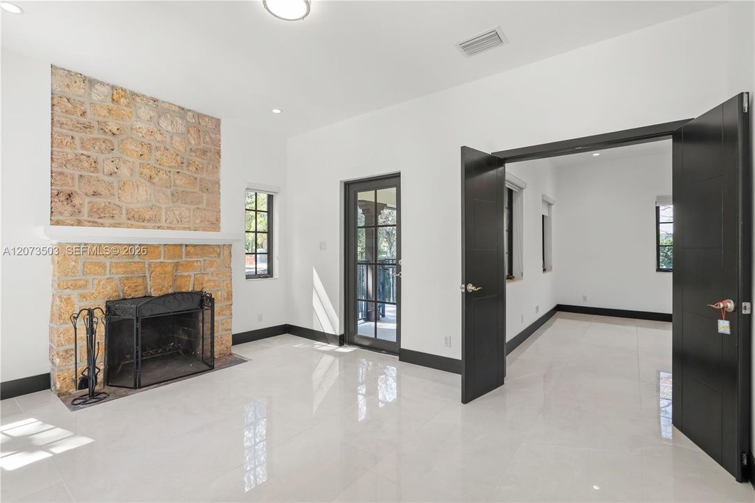 For Rent: $15,000 (4 beds, 4 baths, 3702 Square Feet)