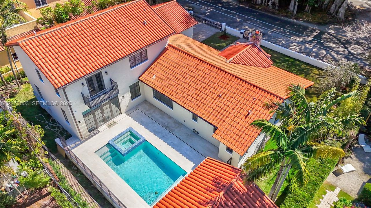 For Rent: $15,000 (4 beds, 4 baths, 3702 Square Feet)