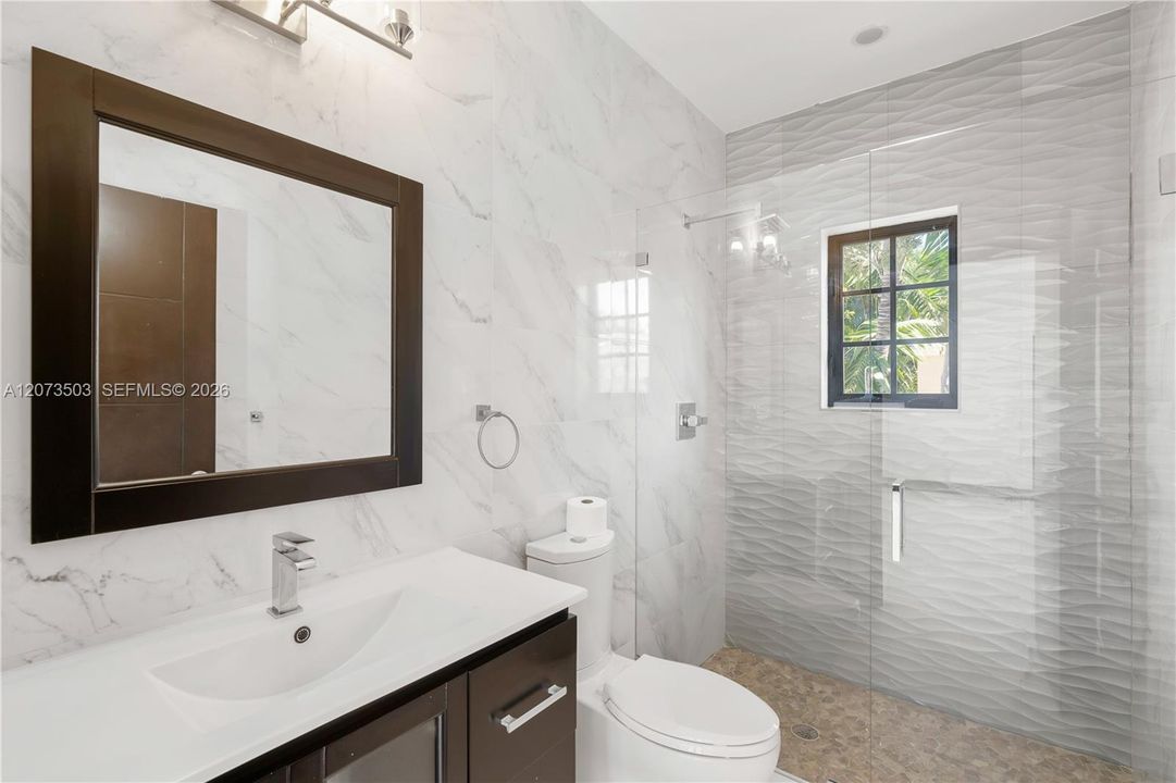 For Rent: $15,000 (4 beds, 4 baths, 3702 Square Feet)