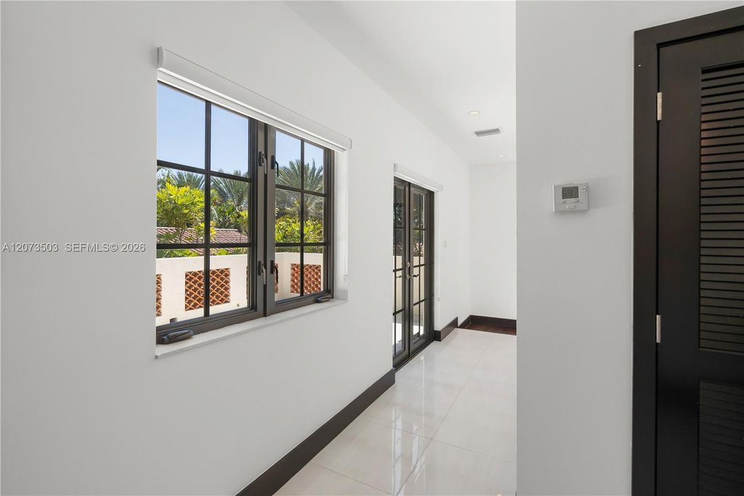 For Rent: $15,000 (4 beds, 4 baths, 3702 Square Feet)