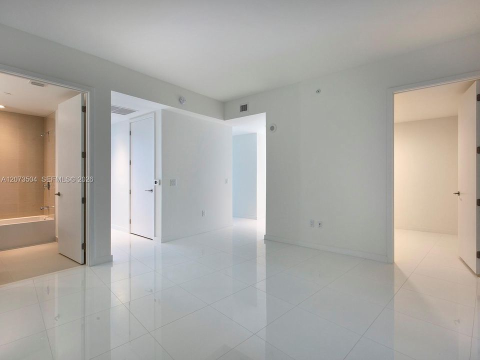 En Renta: $25,000 (4 camas, 5 baños, 4084 Pies cuadrados)