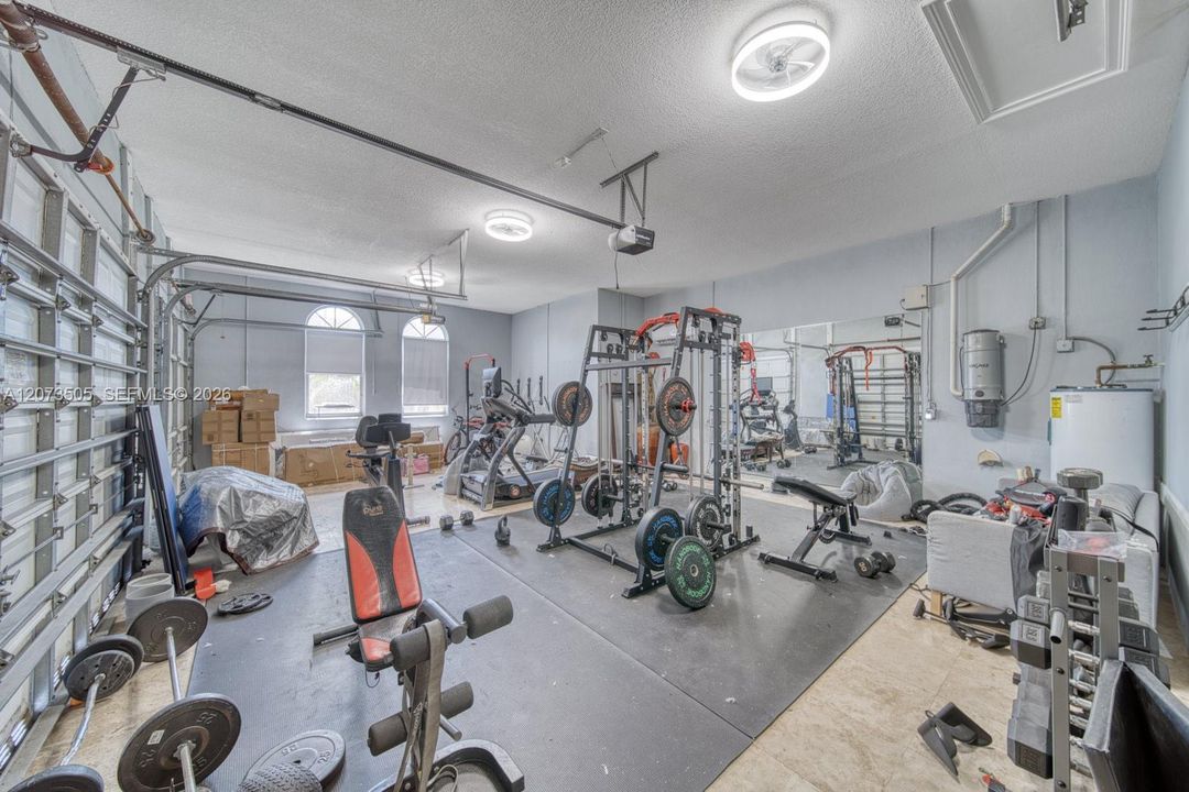 For Sale: $2,899,900 (5 beds, 4 baths, 4362 Square Feet)