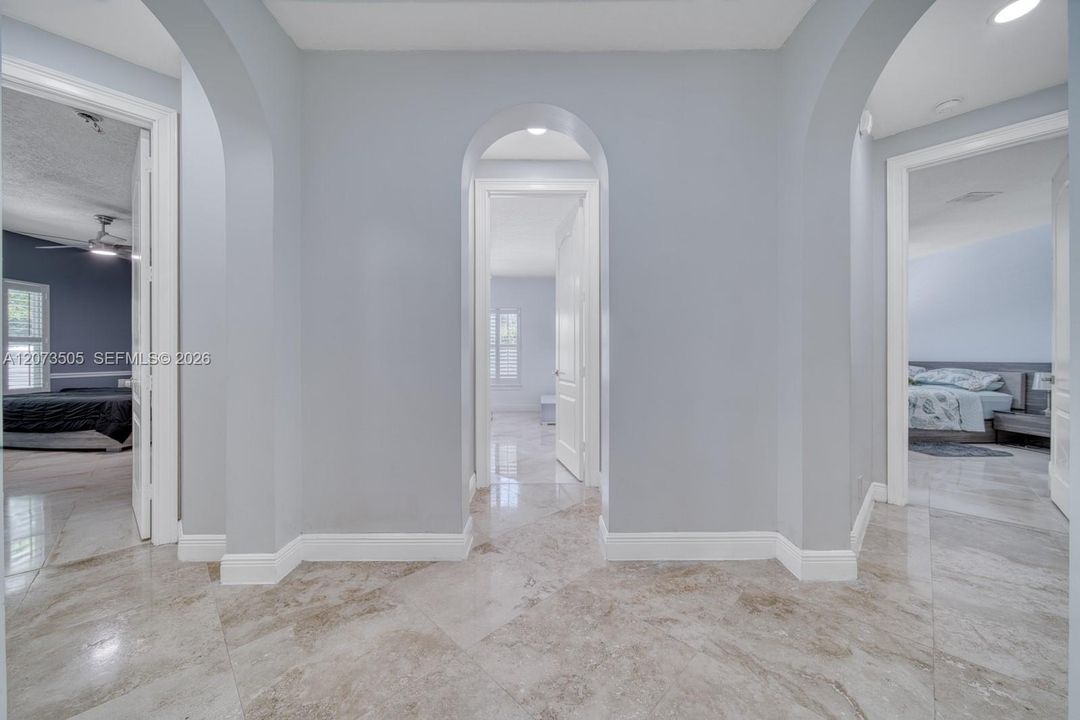 For Sale: $2,899,900 (5 beds, 4 baths, 4362 Square Feet)