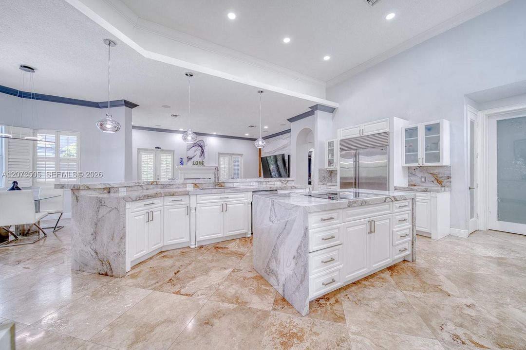 For Sale: $2,899,900 (5 beds, 4 baths, 4362 Square Feet)