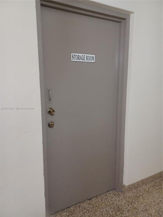 For Rent: $2,150 (2 beds, 2 baths, 827 Square Feet)