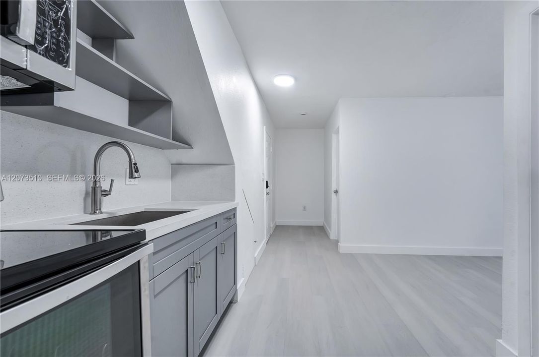 В аренду: $2,250 (2 спален, 1 ванн, 750 Квадратных фут)