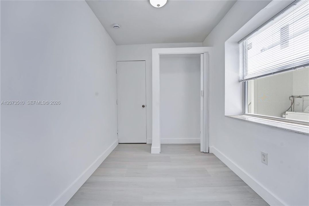 В аренду: $2,250 (2 спален, 1 ванн, 750 Квадратных фут)