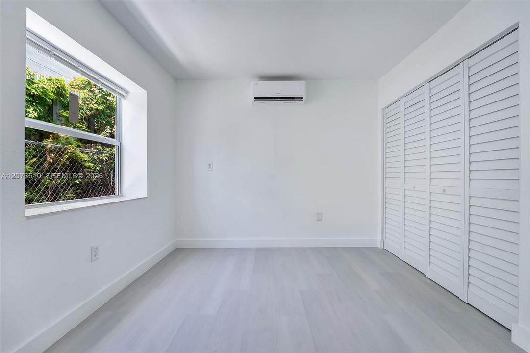 В аренду: $2,250 (2 спален, 1 ванн, 750 Квадратных фут)
