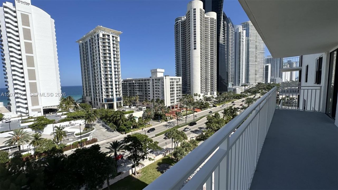 For Rent: $4,500 (3 beds, 3 baths, 2262 Square Feet)