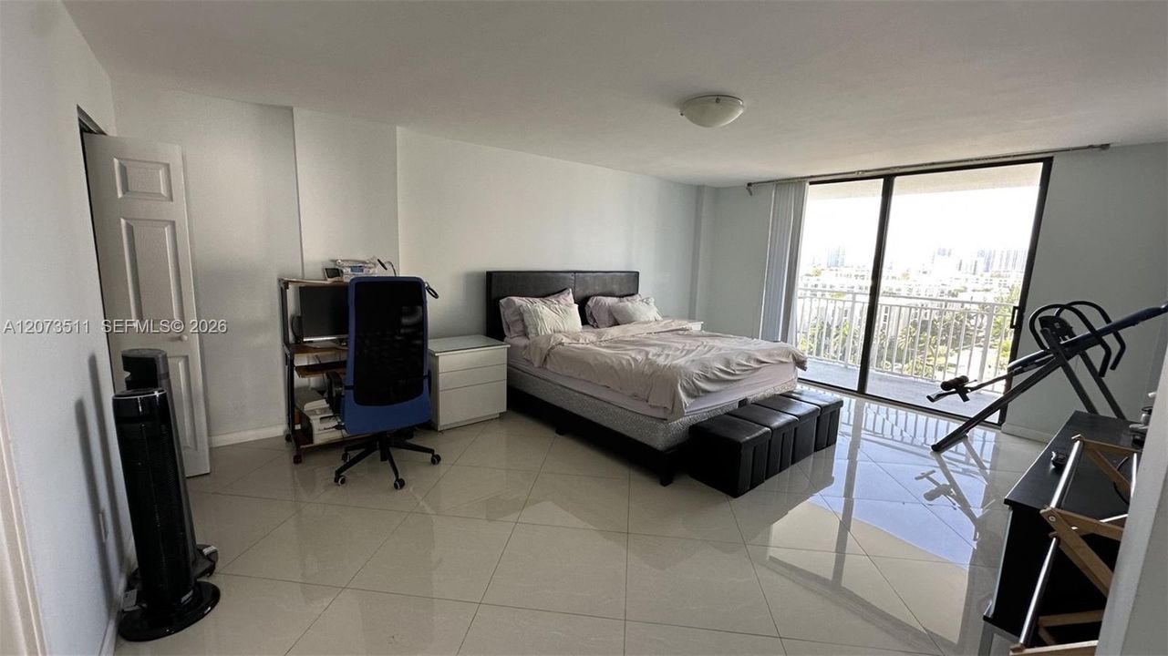 For Rent: $4,500 (3 beds, 3 baths, 2262 Square Feet)