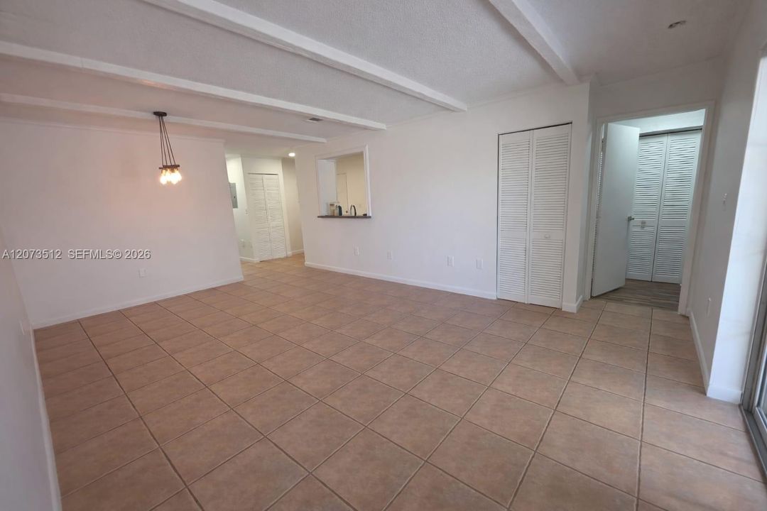 En Renta: $2,500 (3 camas, 2 baños, 1120 Pies cuadrados)