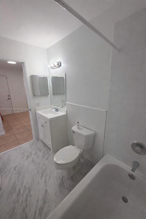 En Renta: $2,500 (3 camas, 2 baños, 1120 Pies cuadrados)