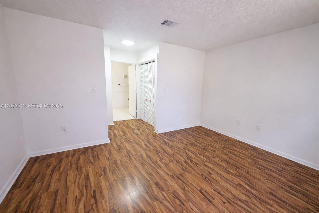 En Renta: $2,500 (3 camas, 2 baños, 1120 Pies cuadrados)