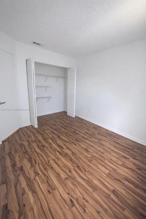 En Renta: $2,500 (3 camas, 2 baños, 1120 Pies cuadrados)