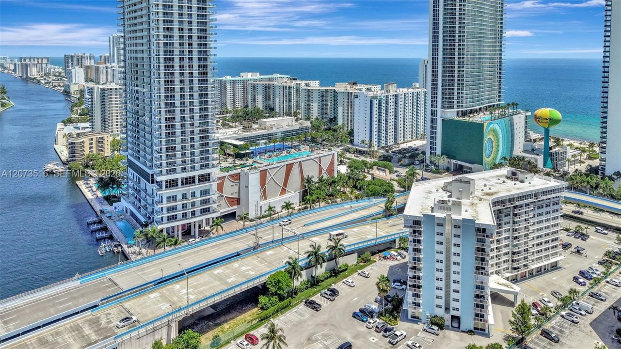 For Sale: $219,990 (1 beds, 1 baths, 646 Square Feet)