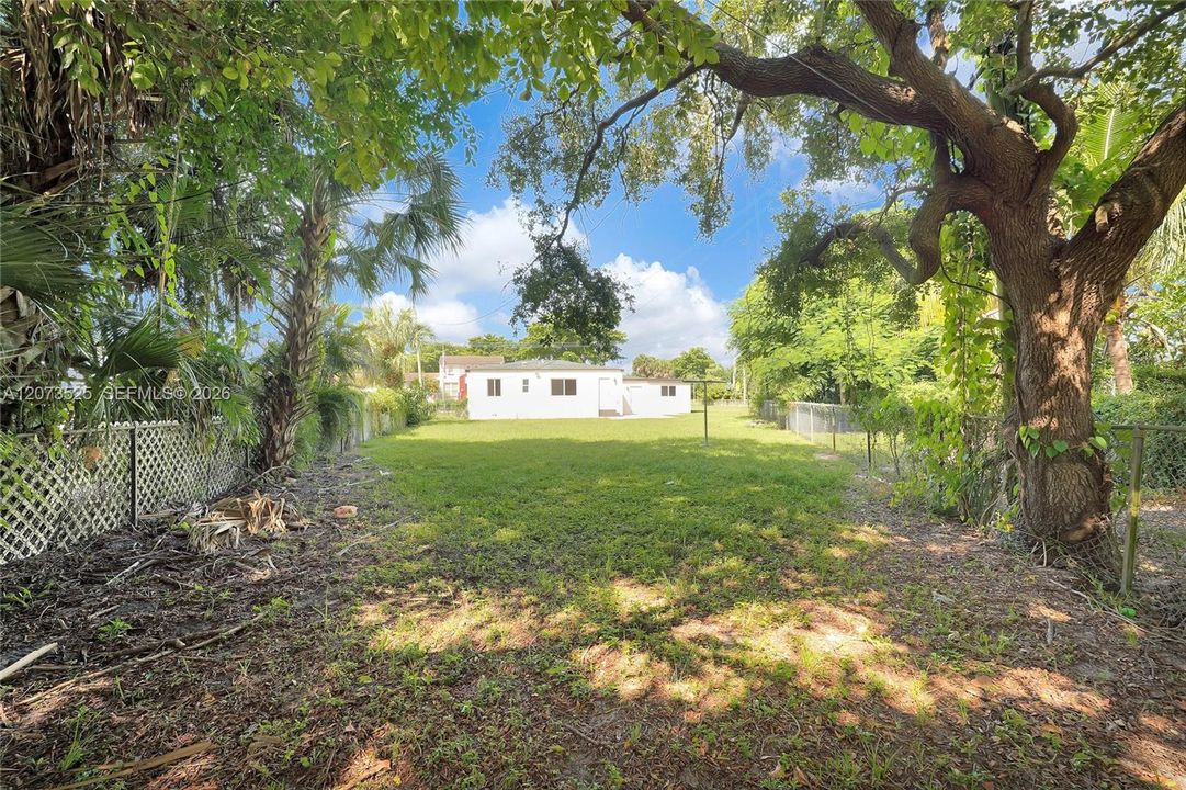 En Venta: $564,900 (3 camas, 1 baños, 900 Pies cuadrados)