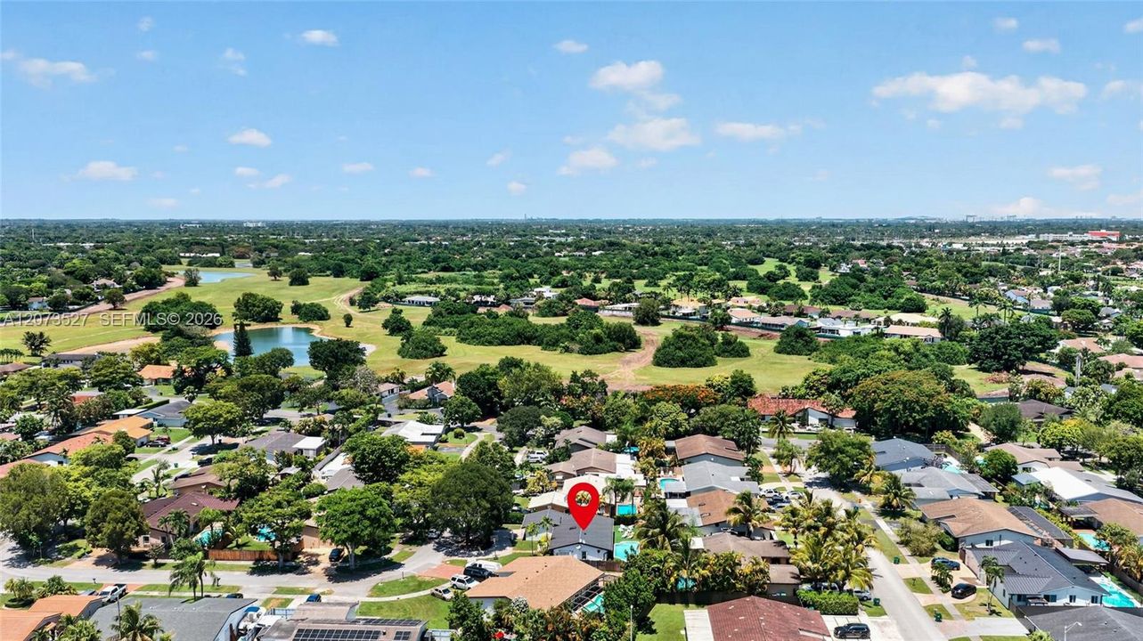 En Venta: $875,000 (3 camas, 3 baños, 2017 Pies cuadrados)