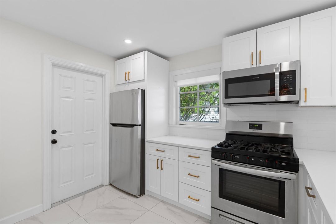 426 48th Street