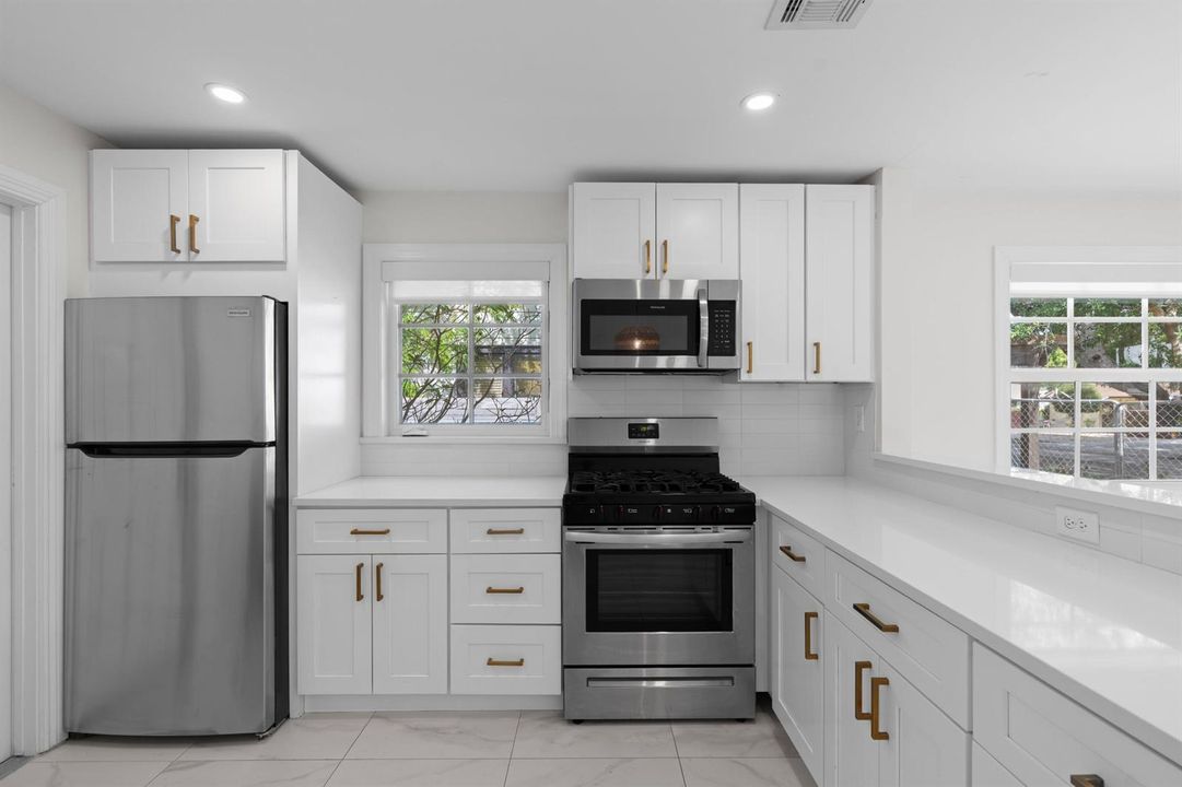 426 48th Street