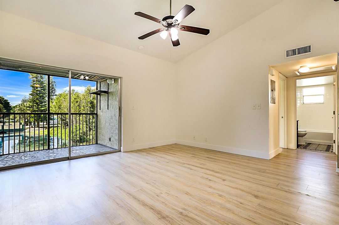 719 Gardens Dr. Unit 206-18