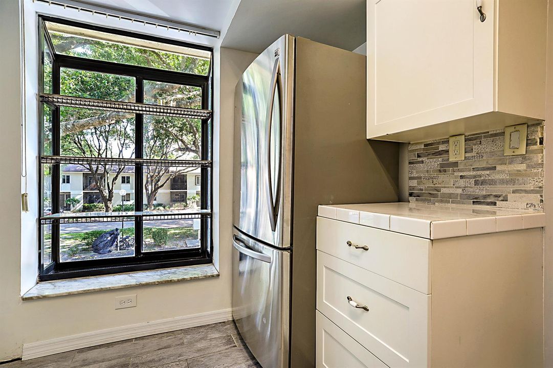 719 Gardens Dr. Unit 206-24