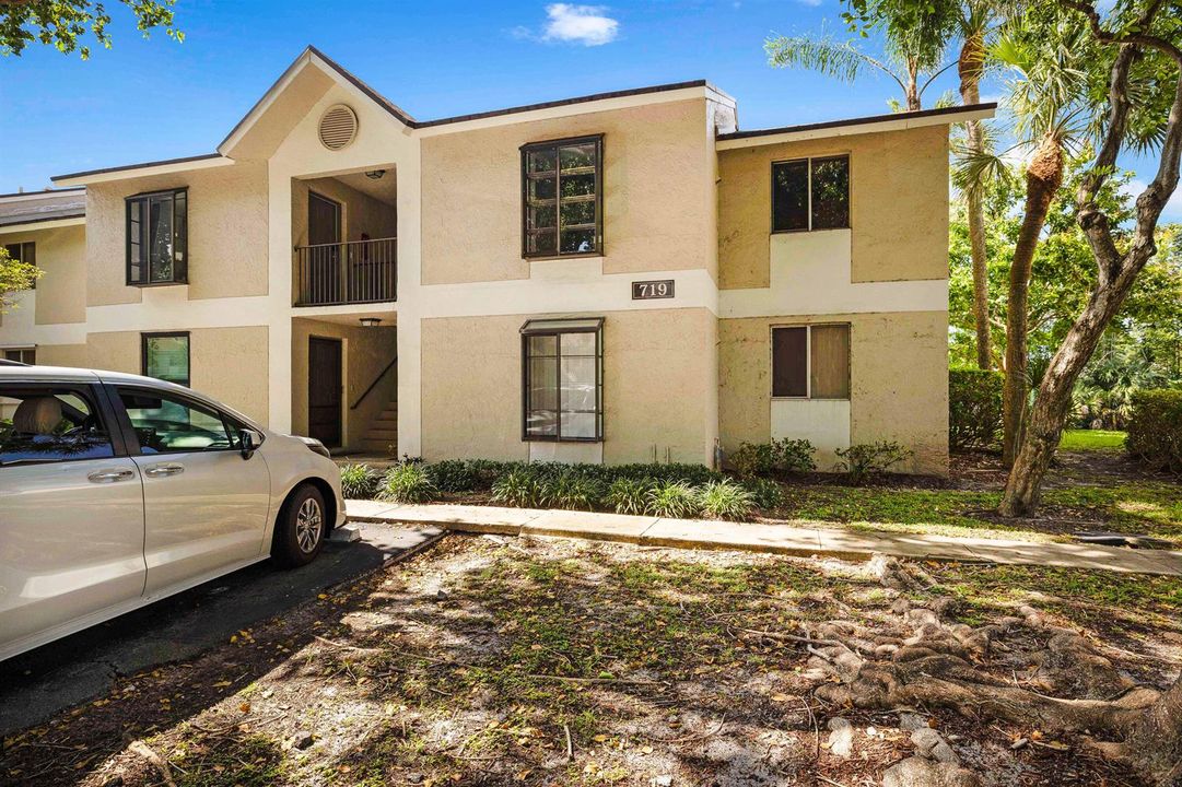 719 Gardens Dr. Unit 206-38
