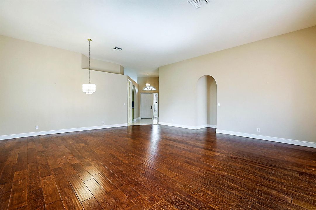 Living/Dining Room